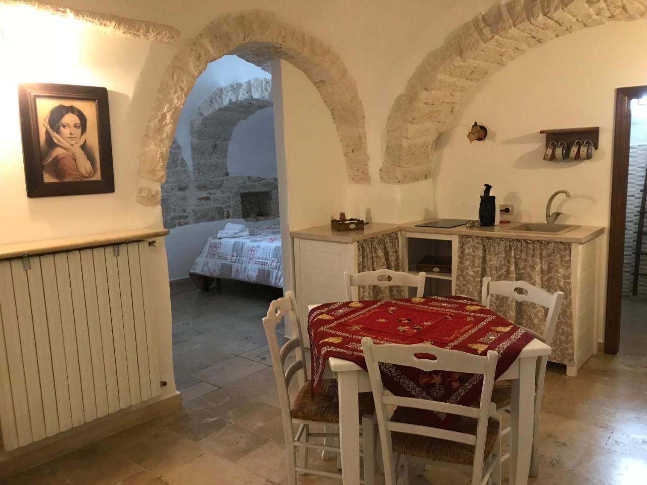 A Due Passi Dal Centro - Trullo Lägenhet Alberobello Exteriör bild