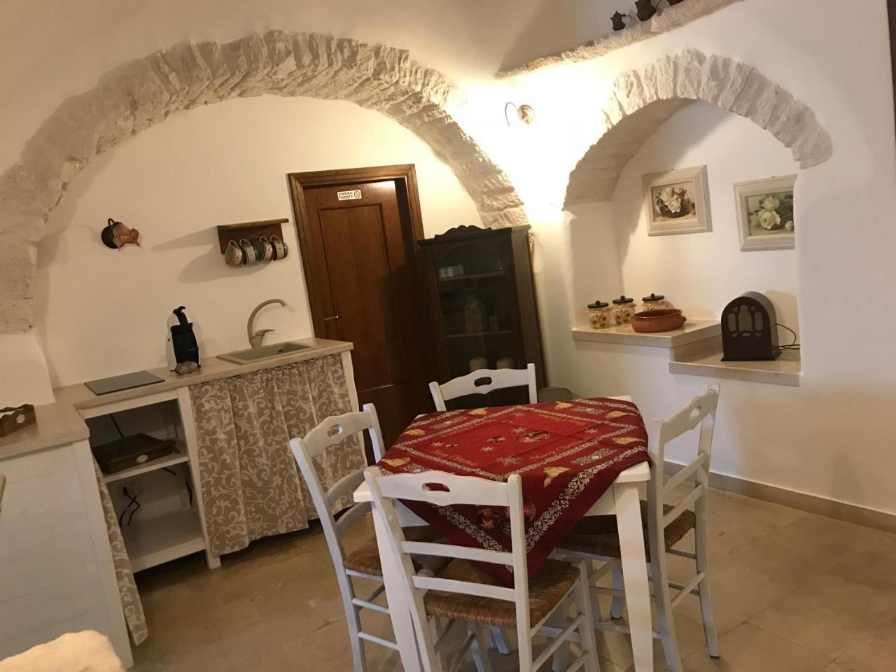 A Due Passi Dal Centro - Trullo Lägenhet Alberobello Exteriör bild