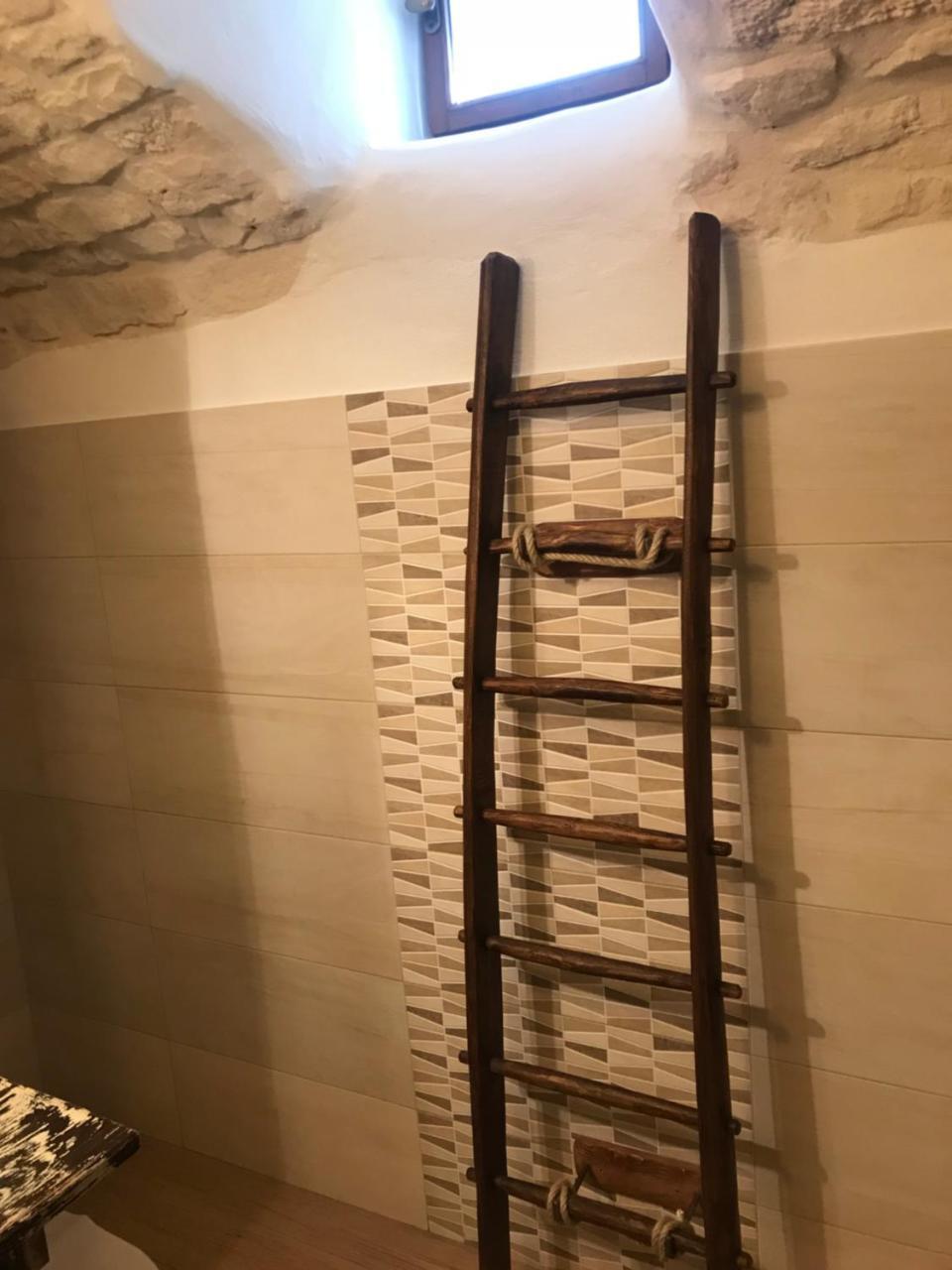 A Due Passi Dal Centro - Trullo Lägenhet Alberobello Exteriör bild